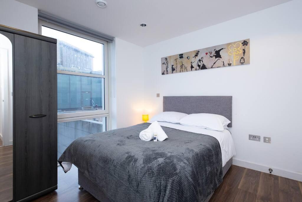 Stylish Mediacity 2Bed, Sleeps 6, Amazing Views Manchester Eksteriør bilde
