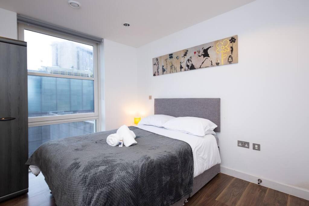 Stylish Mediacity 2Bed, Sleeps 6, Amazing Views Manchester Eksteriør bilde